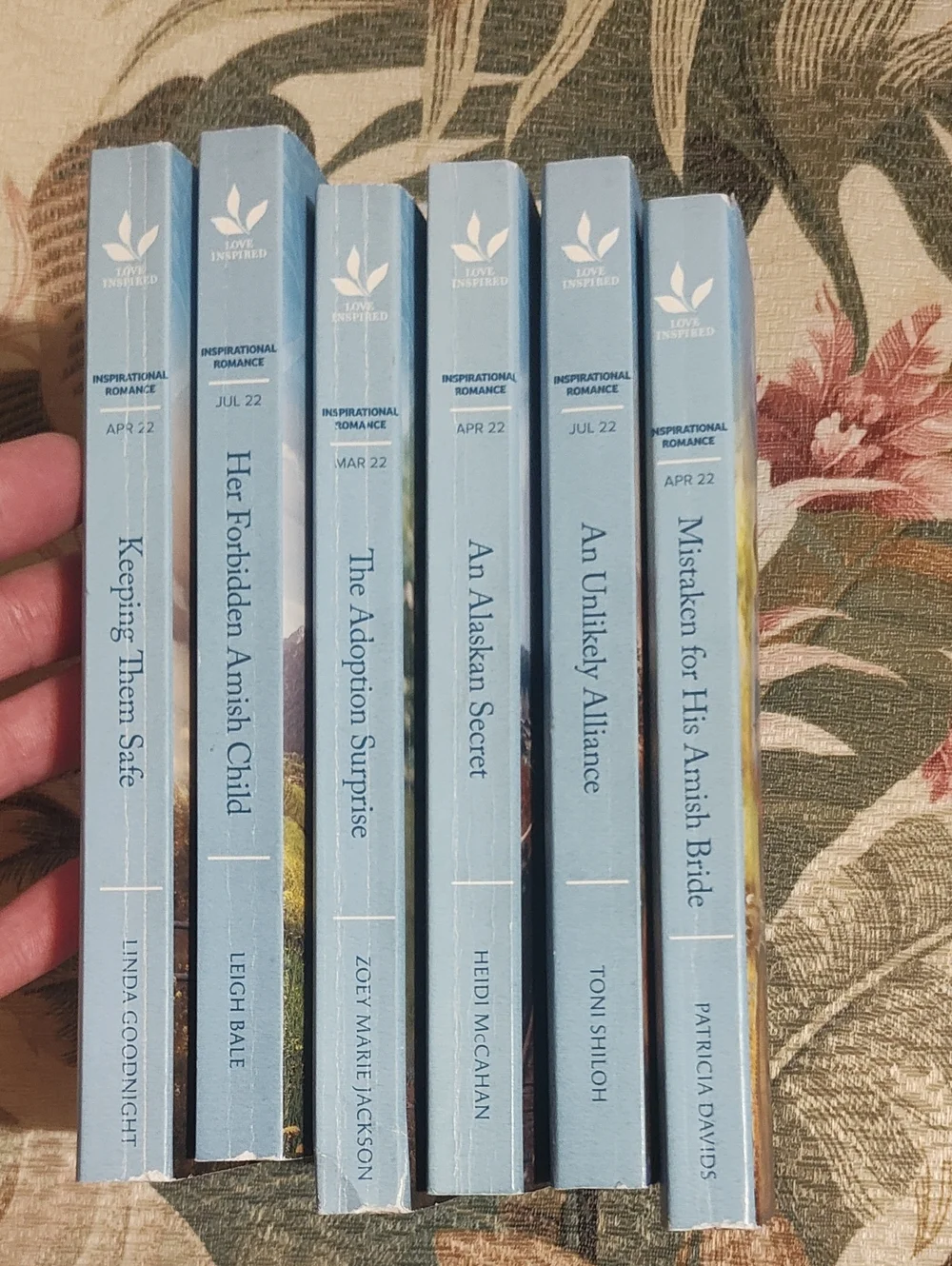 LOVE INSPIRED BOOK SET